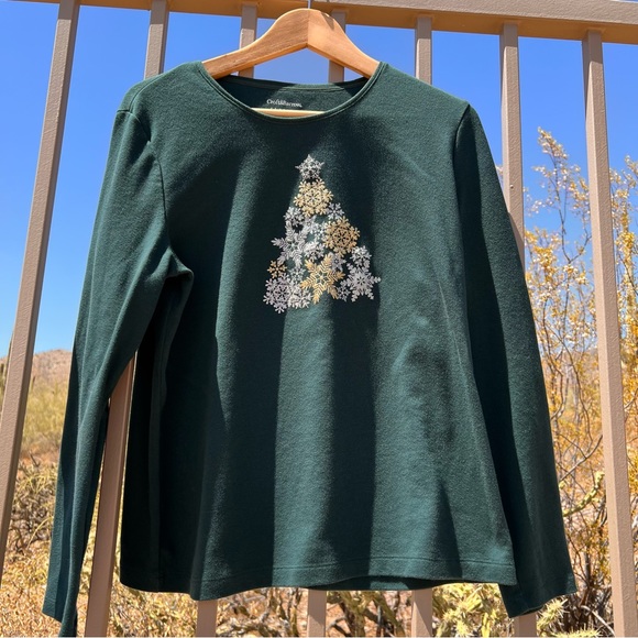 ⬇️Croft & Barrow Women’s Classic Tee Shirt XL Color Forest Green Christmas Tree - Picture 1 of 7